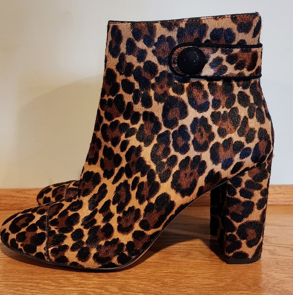 ANN TAYLOR REAL FUR BOOTIES Size 6½ M